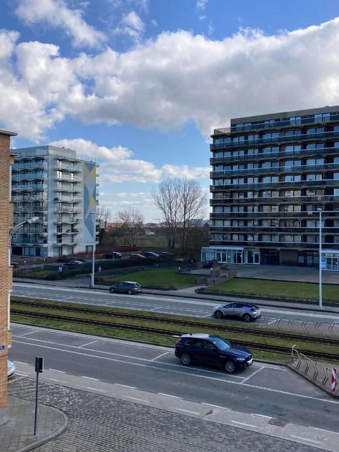 Sea Side Apartment Oostende Bagian luar foto